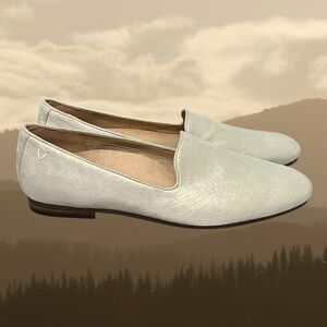 Vionic Willa II Leather Slip On Flat Size 10 Shimmer Gold Cream Ivory Shoes NEW